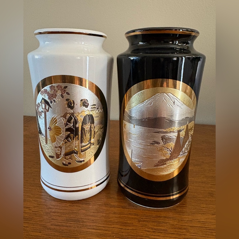 Elegant Japanese “Art of Chokin” Black and White Decorative Vases
